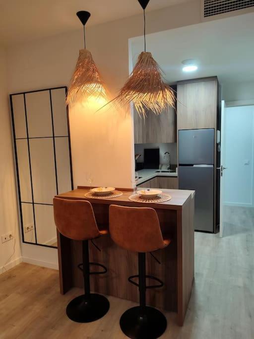 Old Town Ground Floor New Apartment, Beach, Parking Apartment Málaga